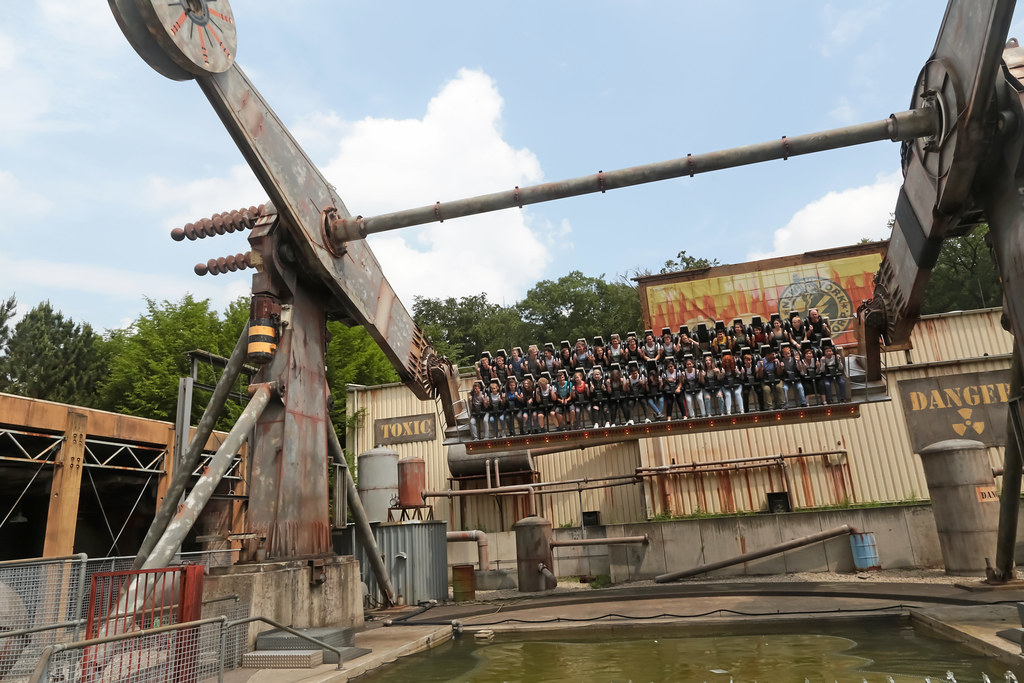 huss top spin nyc transformer in movie park