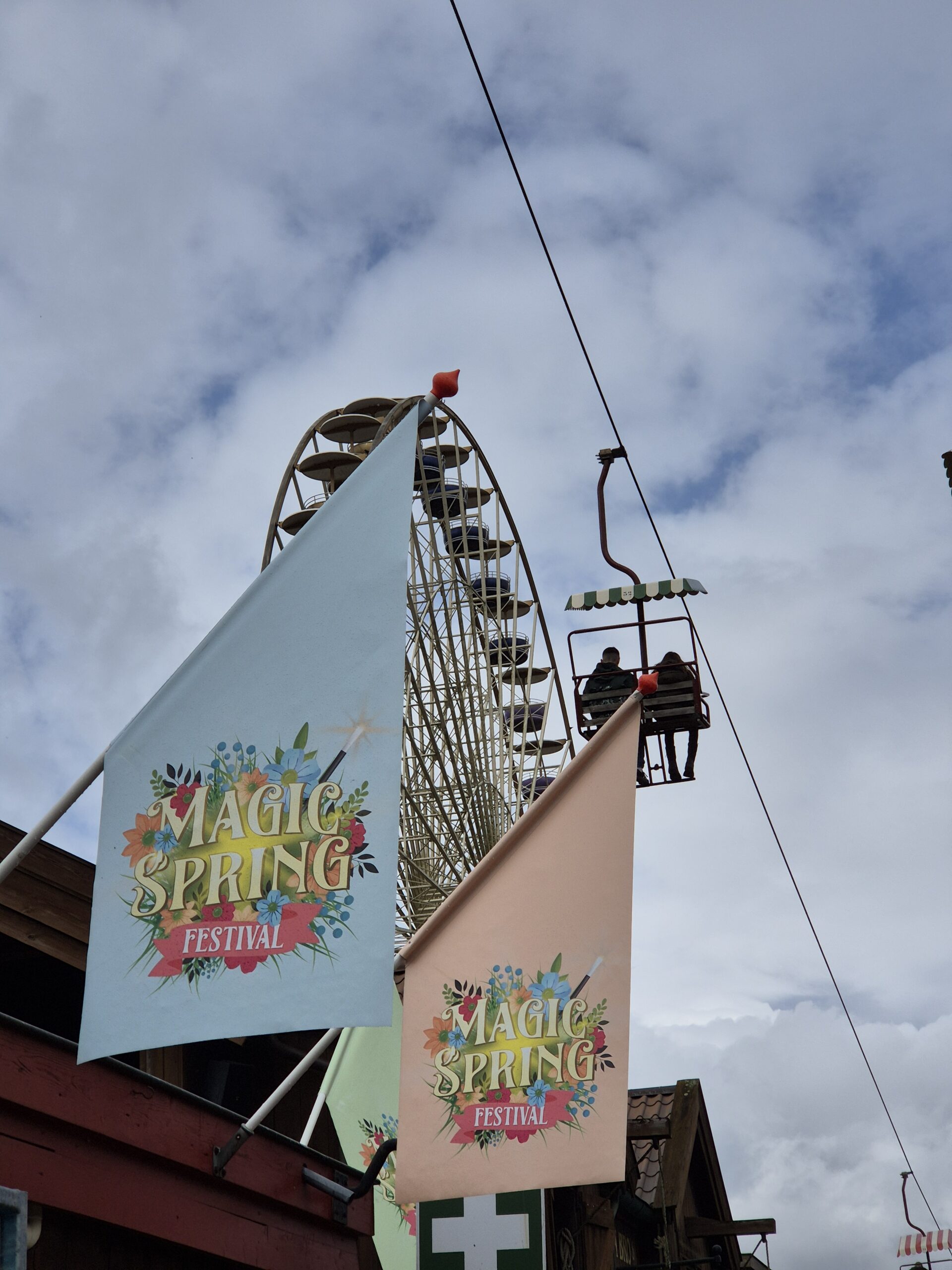 attractiepark slagharen magic spring festival