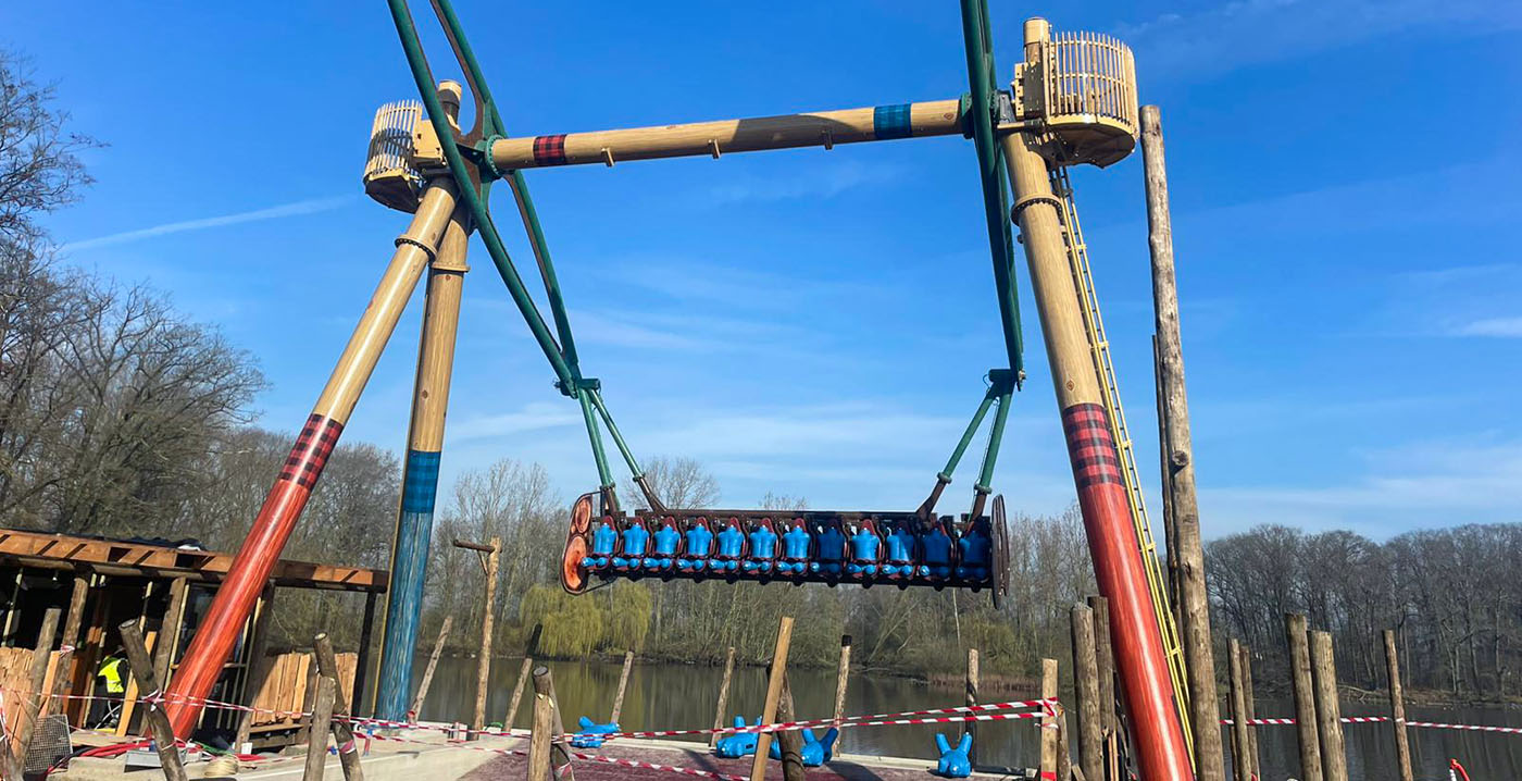 bellewaerde seesaw swing.jpeg